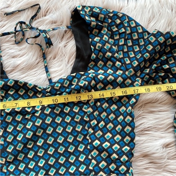 NWT Band Of The Free Genevieve Teal
Diamond Long Skeeve Mini Dress Medium - Picture 6 of 10